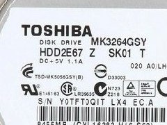 东芝硬盘开盘数据恢复 TOSHIBA MK3264GSY 移动硬盘不小心碰撞了一下，插在电脑上出现卡机的现象。换了别的电脑试了下，症状是一样的。在网上查了下数据恢复公司，看到有人说你们公司